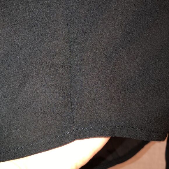 Kancystore M Black Button Front V-Neck Bell Quarter Sleeve Tie Front Blouse - Picture 8 of 12